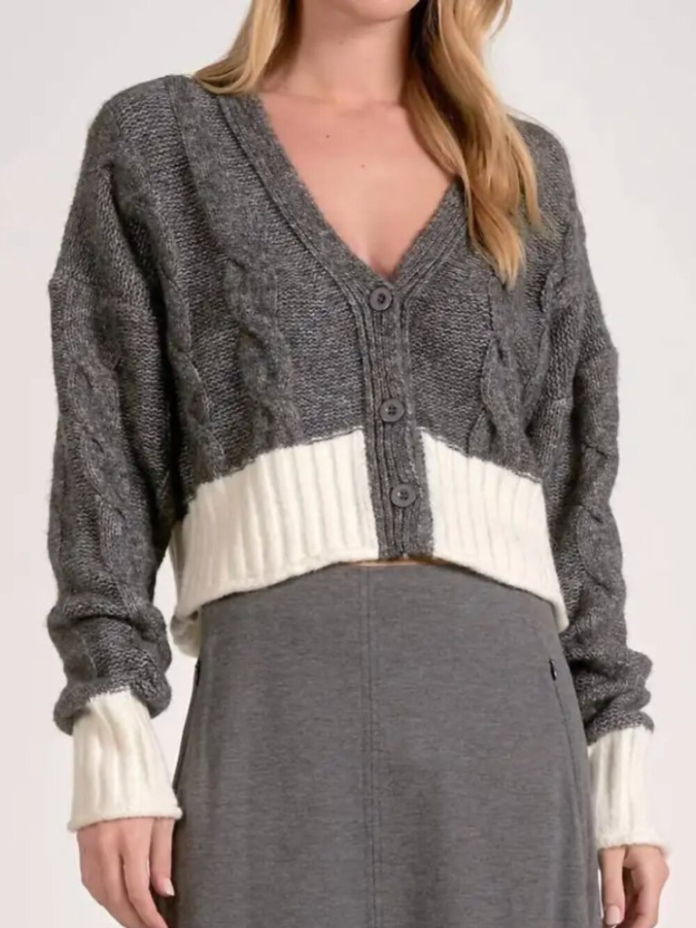 Elan Logan Cable Knit Cropped Cardigan S Charcoal White Color Block Button Front